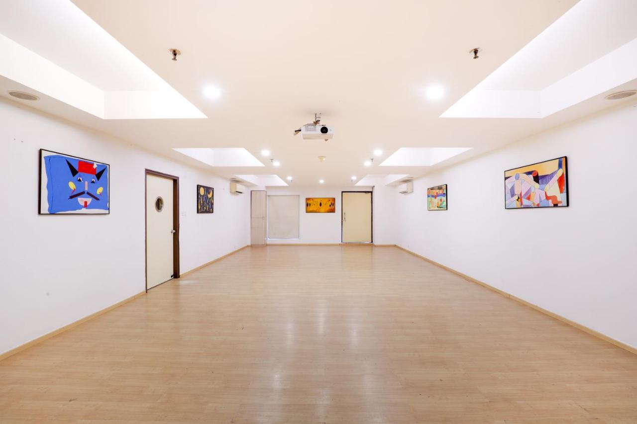 Red Fox By Lemon Tree Hotels, East Delhi Εξωτερικό φωτογραφία