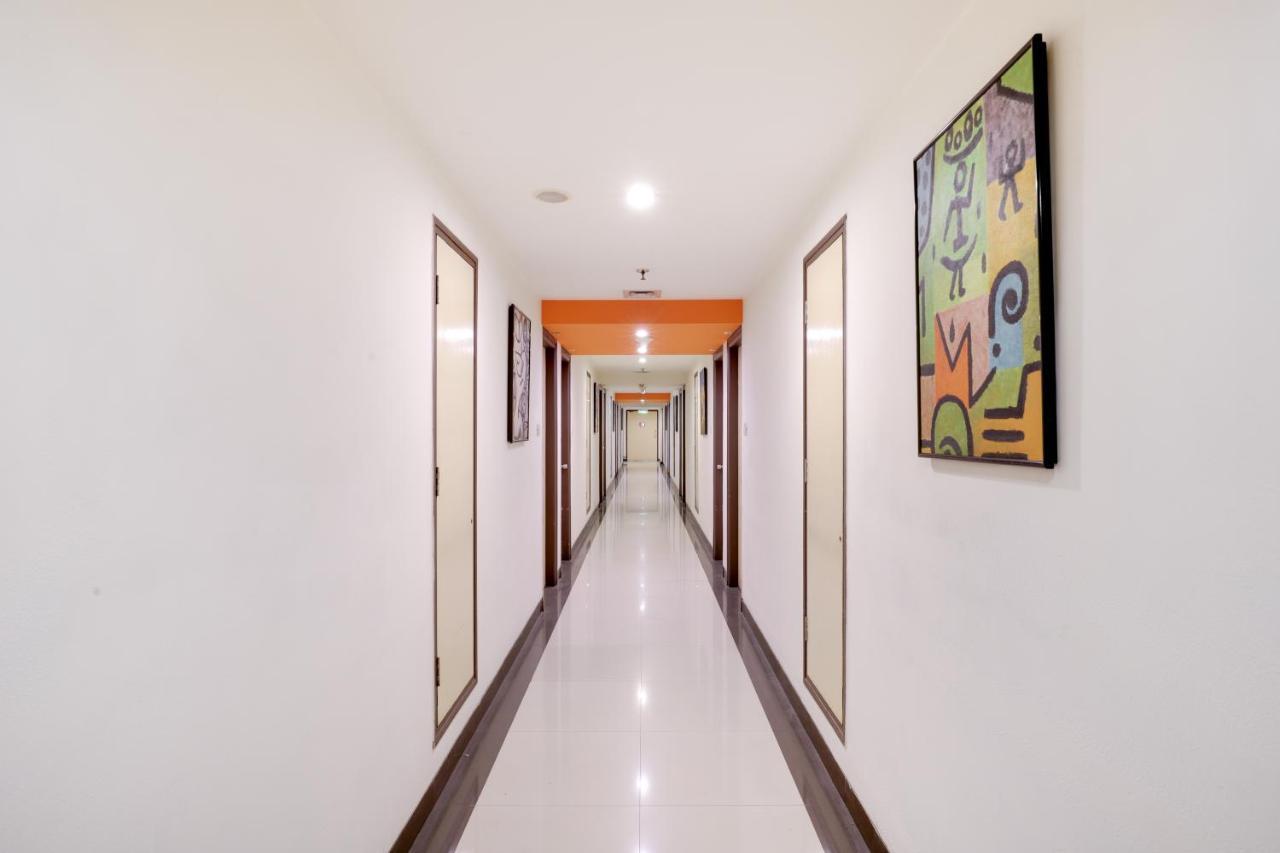 Red Fox By Lemon Tree Hotels, East Delhi Εξωτερικό φωτογραφία