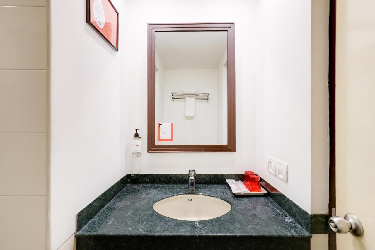 Red Fox By Lemon Tree Hotels, East Delhi Εξωτερικό φωτογραφία