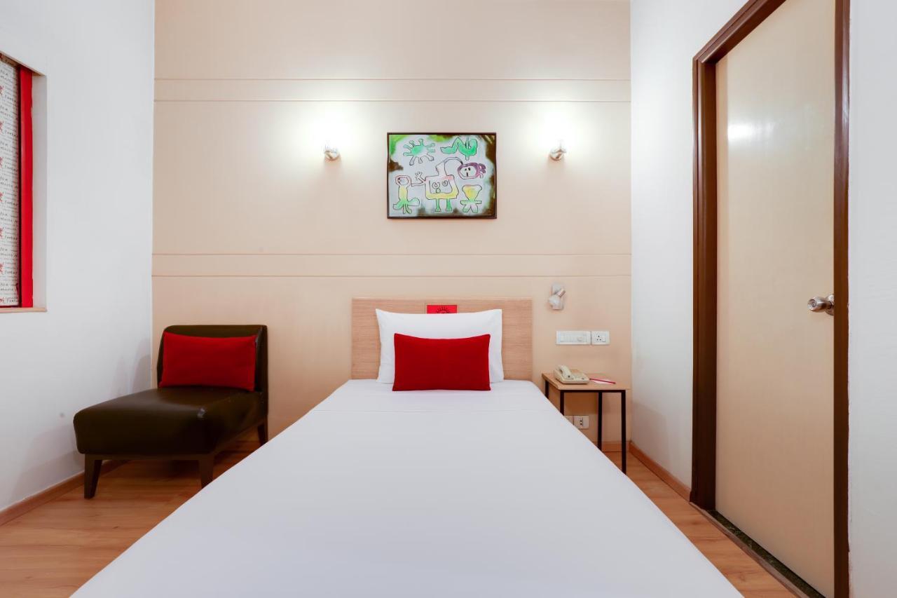 Red Fox By Lemon Tree Hotels, East Delhi Εξωτερικό φωτογραφία