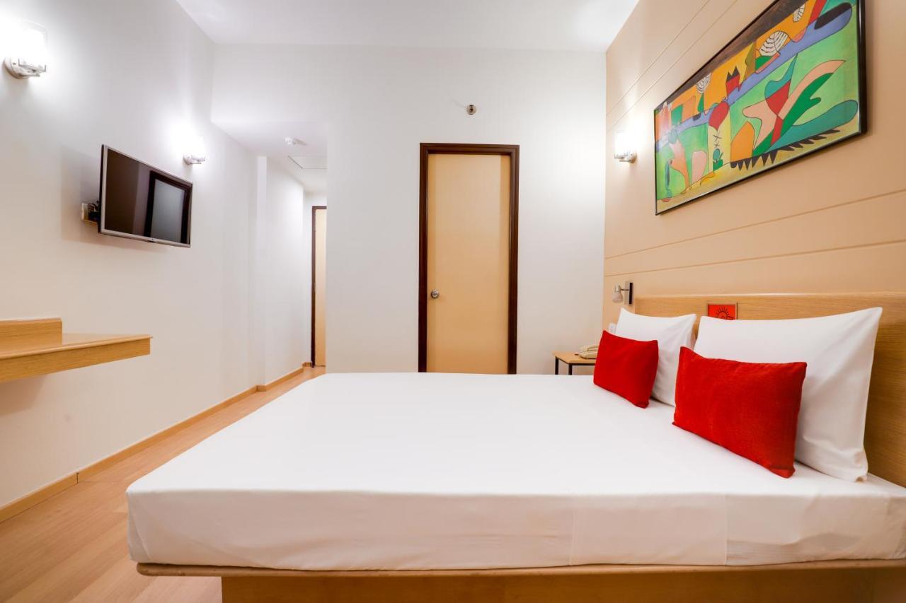 Red Fox By Lemon Tree Hotels, East Delhi Εξωτερικό φωτογραφία